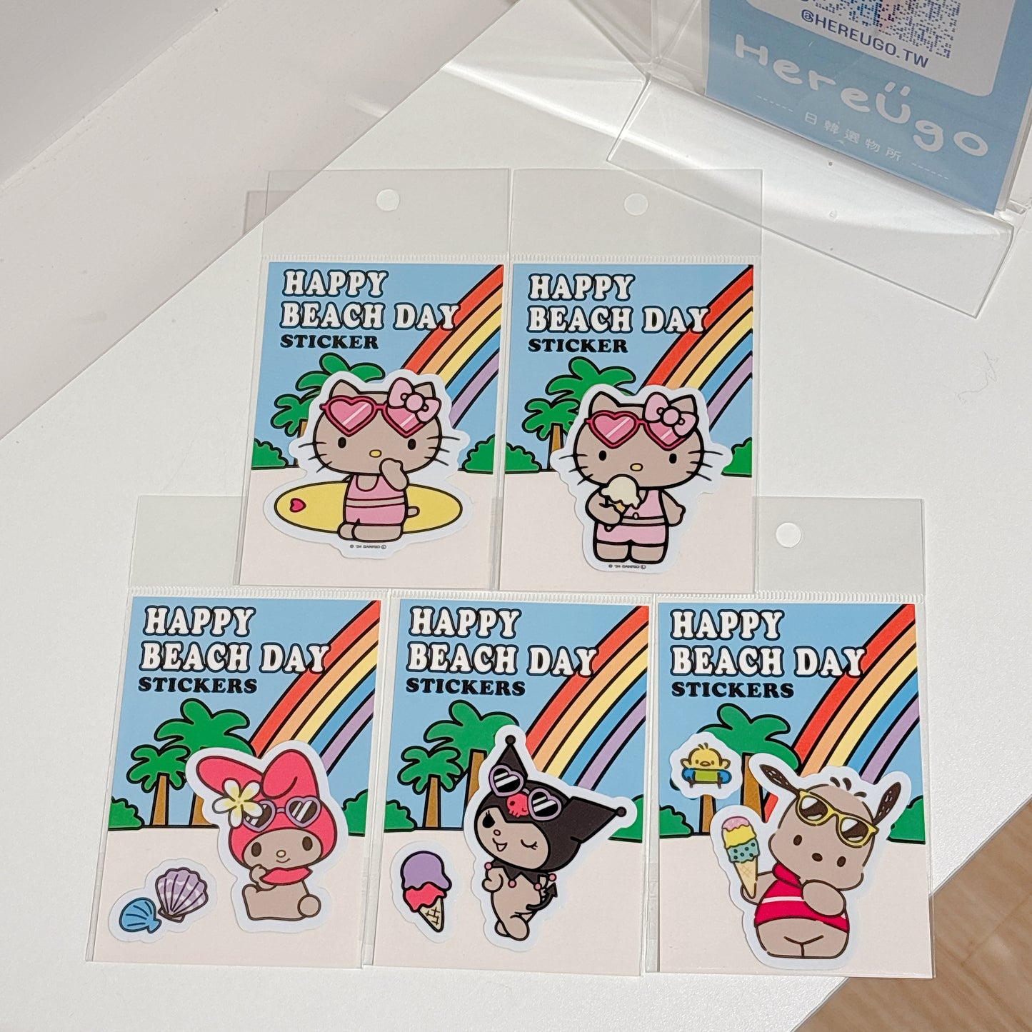 日本三麗鷗渡假限定。貼紙/行李貼