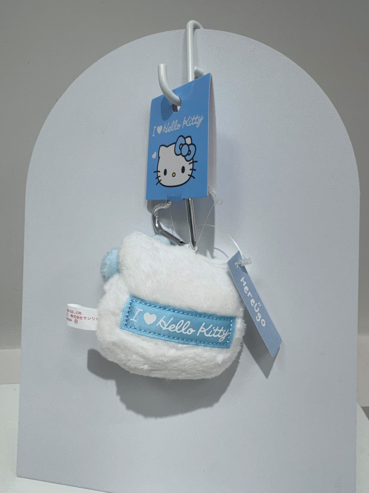 日本 三麗鷗Sanrio 大頭Hello Kitty愛心扣吊飾(六色)