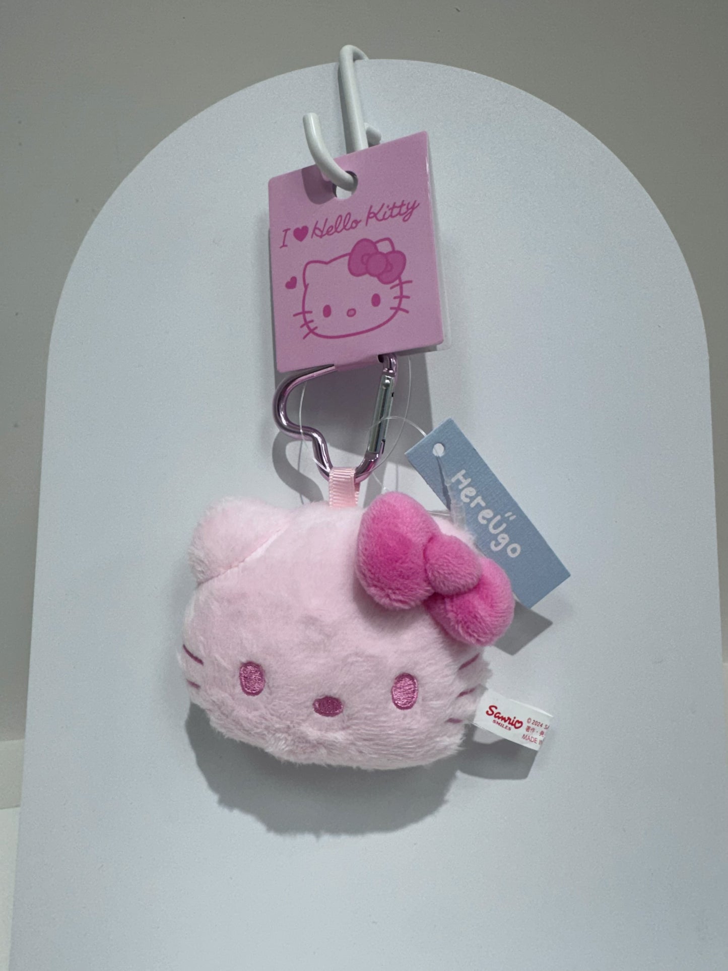 日本 三麗鷗Sanrio 大頭Hello Kitty愛心扣吊飾(六色)