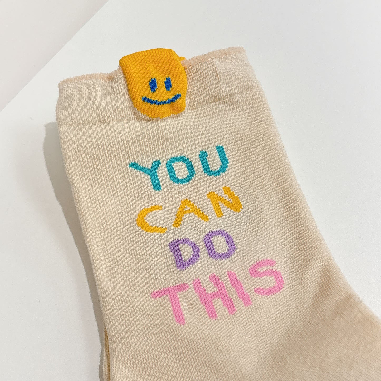 韓製。女款 You can do this! 勵志標語中筒襪/襪子