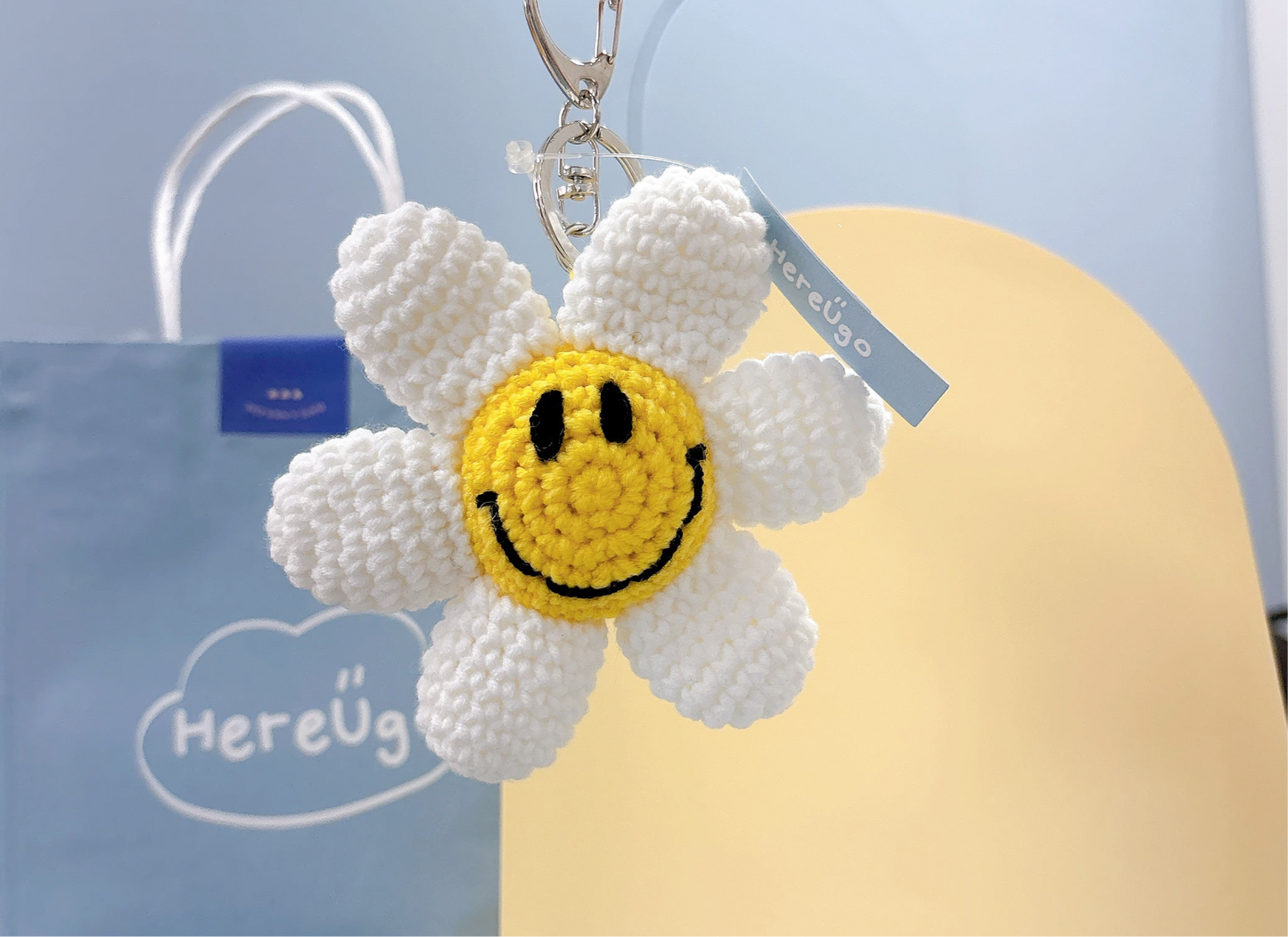 韓製。鉤織Smileys微笑小花吊飾/鑰匙圈