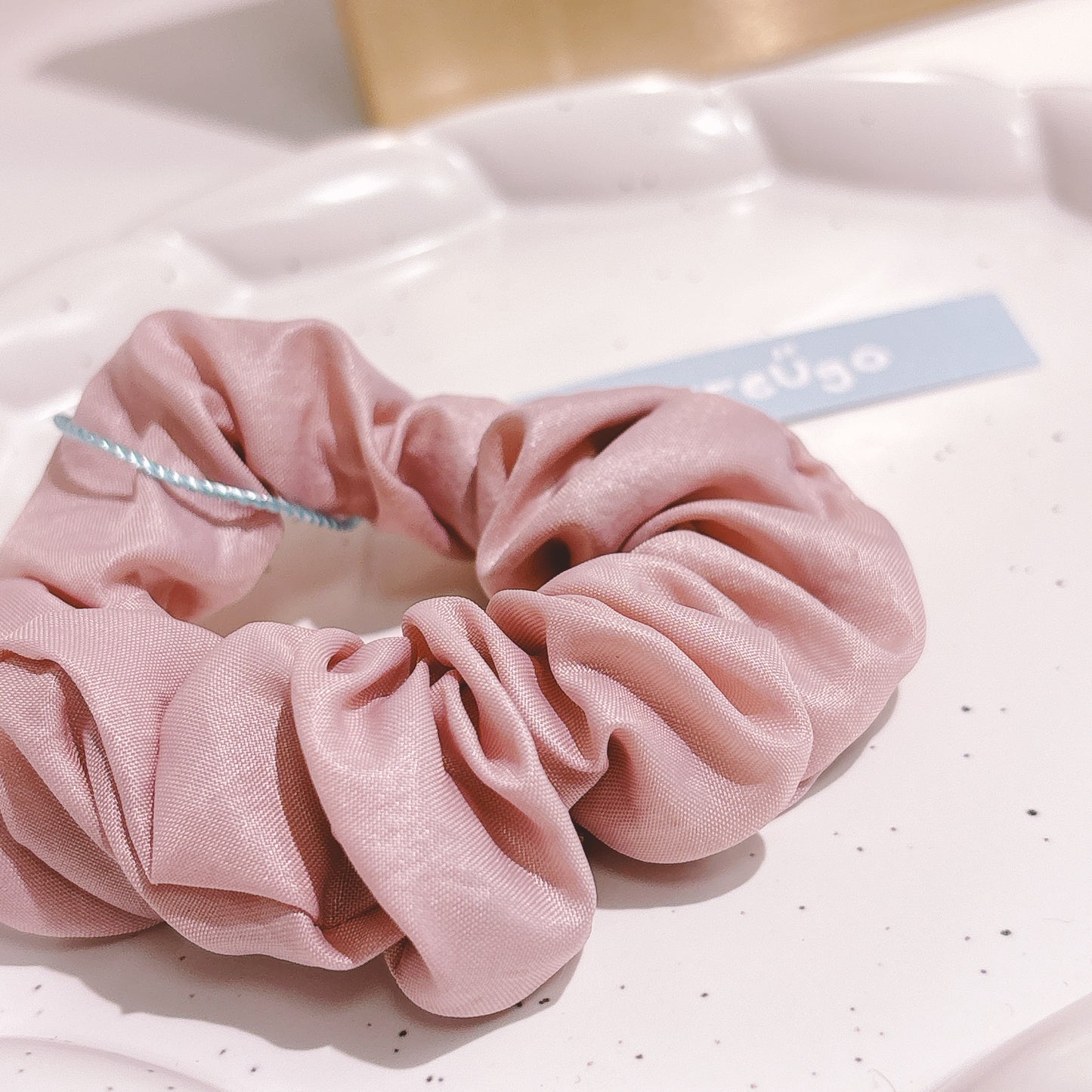 小款粉藕素色緞面大腸圈/髮束