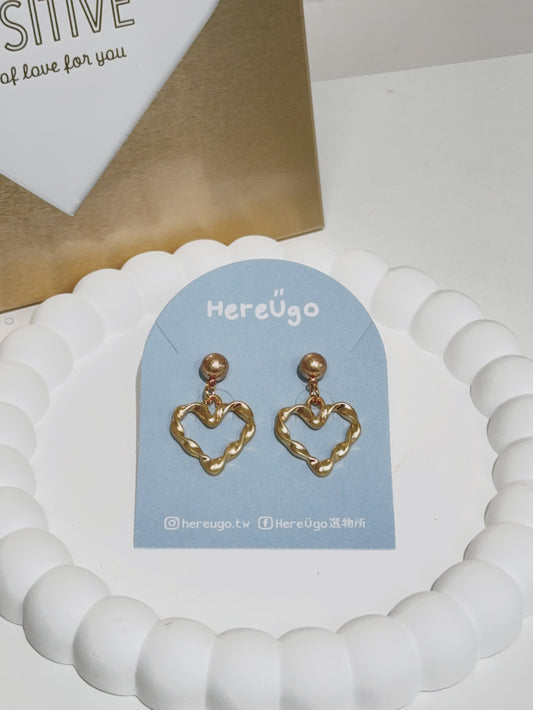 韓製。垂墜心型圈耳針式耳環 | 醫療鋼耳針 (兩色)
