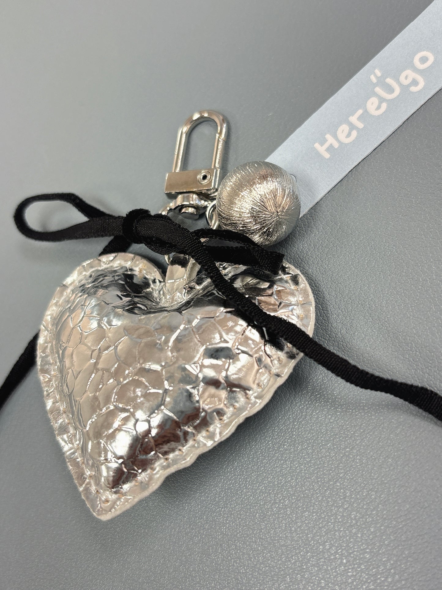 韓國 銀色Bling緞帶蝴蝶結吊飾/鑰匙圈